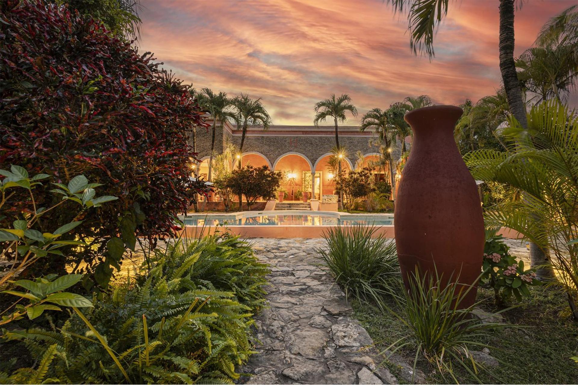 Hacienda Sacnicte Hotel Izamal Exterior photo